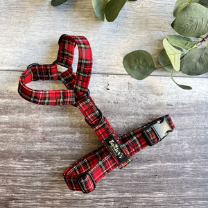 
            
                Load image into Gallery viewer, red plaid dog harness
            
        