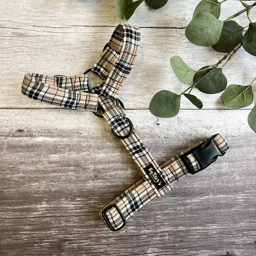 
            
                Load image into Gallery viewer, plaid dog harness
            
        