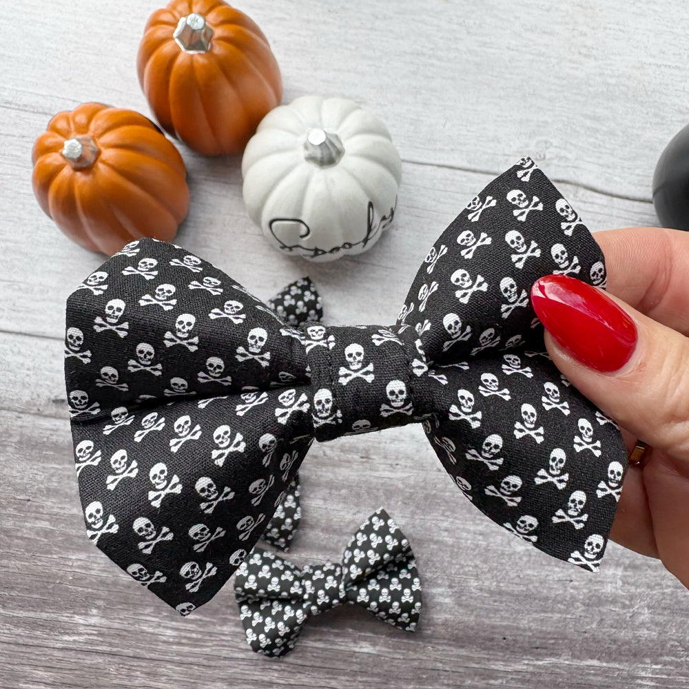 Bow Tie | HALLOWEEN | Walk the Plank - Skull n Crossbones