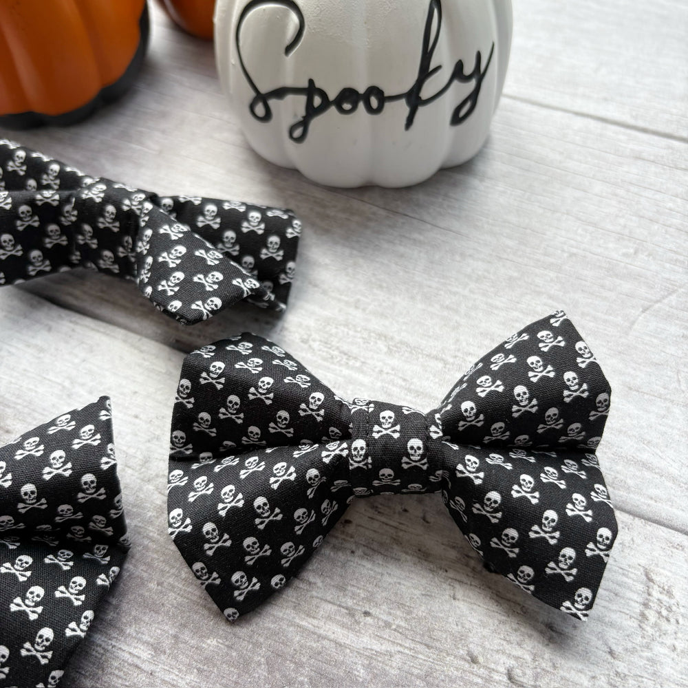 Bow Tie | HALLOWEEN | Walk the Plank - Skull n Crossbones