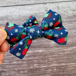 Bow Tie | Christmas | Winter Mittens