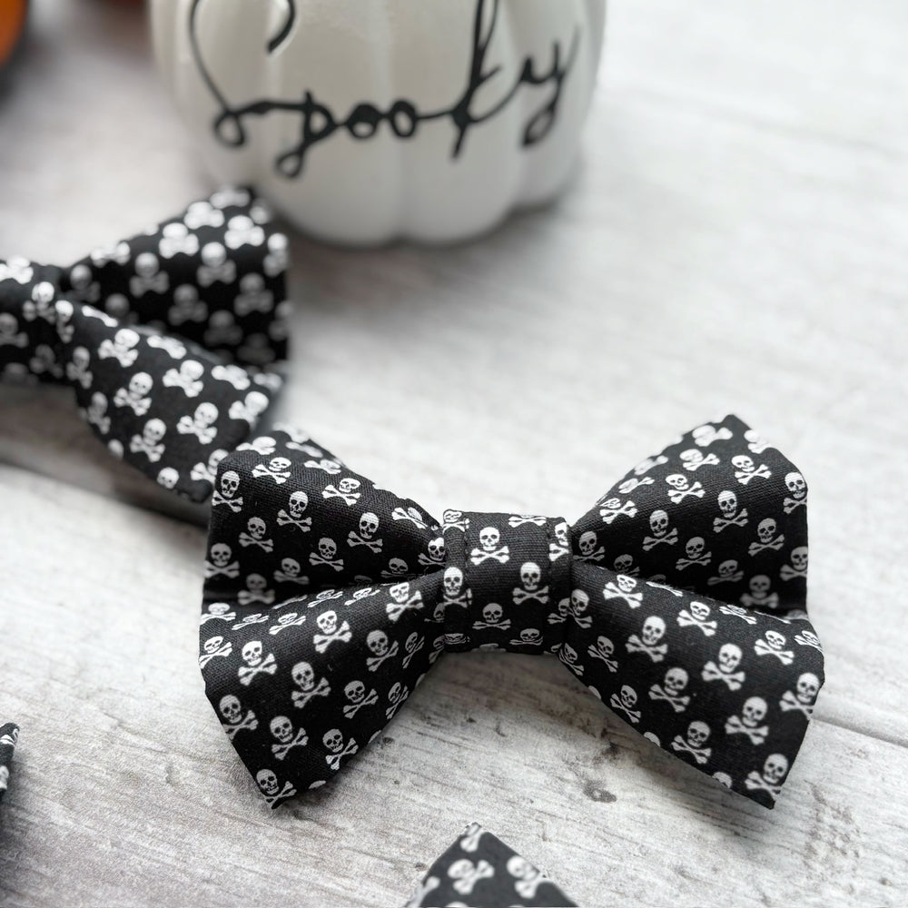 Bow Tie | HALLOWEEN | Walk the Plank - Skull n Crossbones