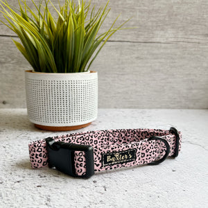 
            
                Load image into Gallery viewer, pink leopard print dog collar
            
        